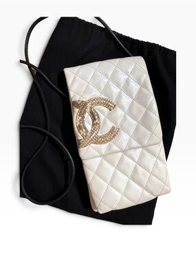 Auth CHANEL Ligne small Quilted white Leather Crossbody snakeskin CC Mark Y2K